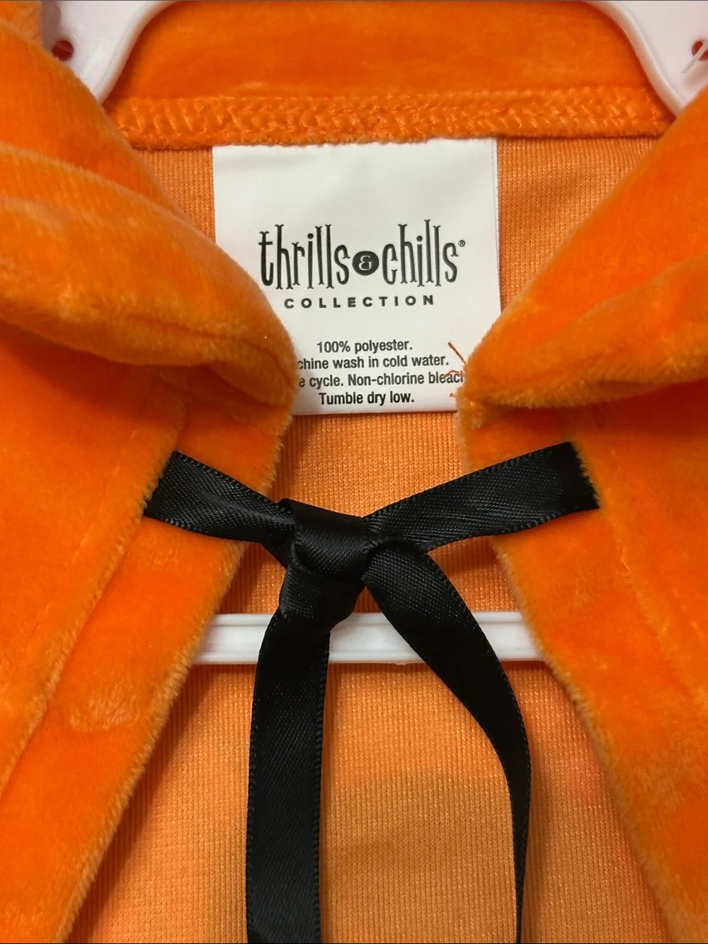 Glow-In-The-Dark Orange Cat Cape for Pets - Creature of the Night